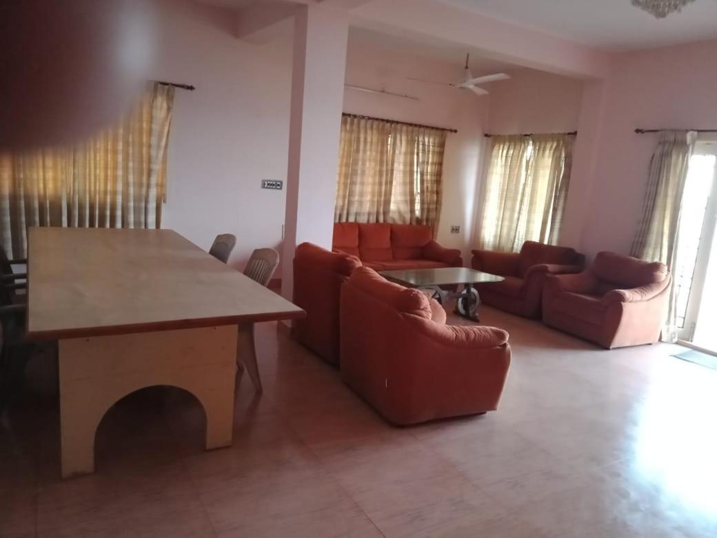 Ecr House With Swimming Pool Chennai