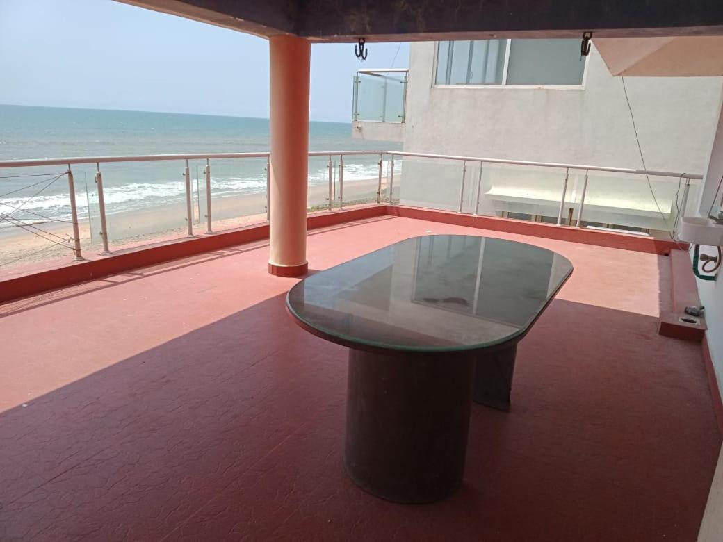 Ecr House With Swimming Pool * Chennai