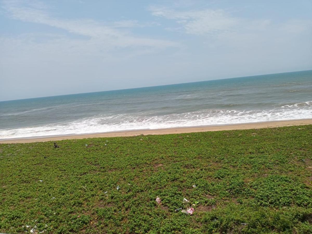 Guest house Ecr House With Swimming Pool