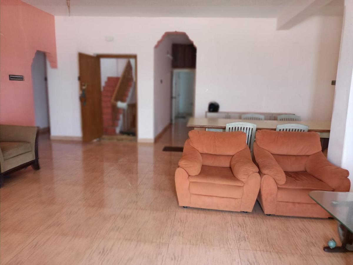 Ecr House With Swimming Pool Guest house Chennai