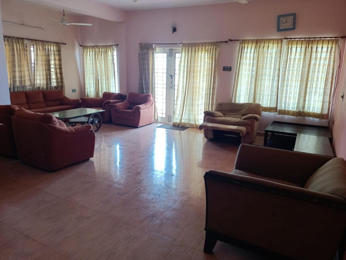 Ecr House With Swimming Pool * Chennai