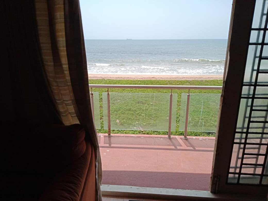 Guest house Ecr House With Swimming Pool Chennai