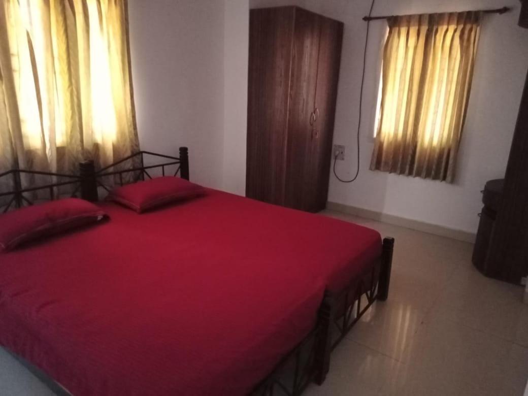 Ecr House With Swimming Pool Guest house *